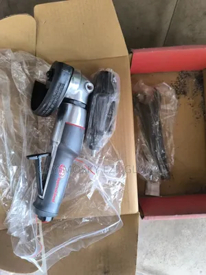 4 1/2" Grinding Machine (Ingersoll Rand)