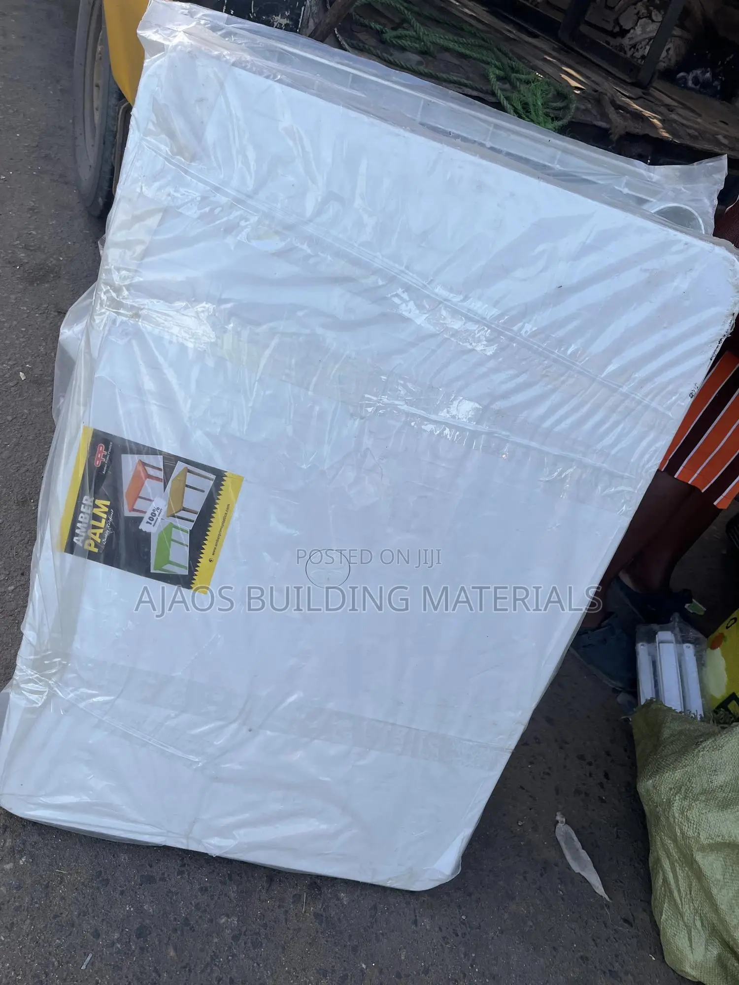 2 by 3ft Plastic Table