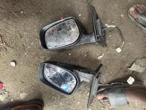 Set Side Mirror Avensis 2006 With Light
