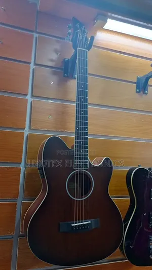 Takla Semi Accoutic Box Guitar