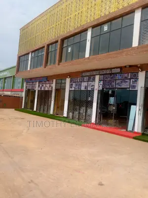 120 Square Meters Shop on First Floor Showroom