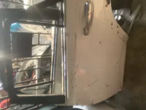 Toyota 4 - Runner Back Left Door Empty 015 Model