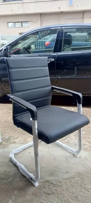Nice Visitor Chair