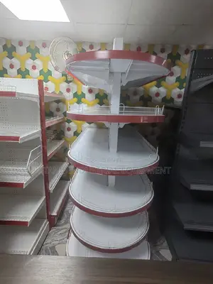 Curve Shelf