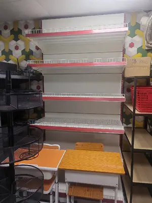 Gondola Shelves