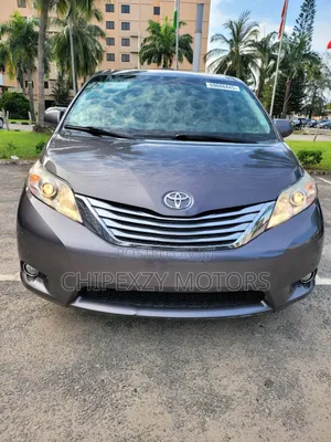 Toyota Sienna Limited 7 Passenger 2011 Gray