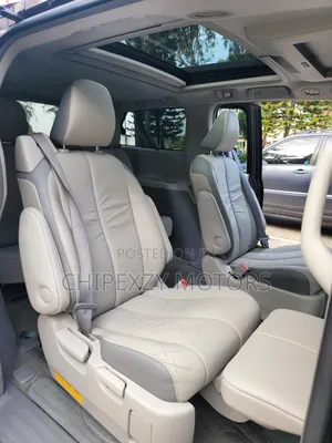 Toyota Sienna Limited 7 Passenger 2011 Gray