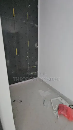 5bdrm Duplex in Adeniyi Jones Ikeja for rent