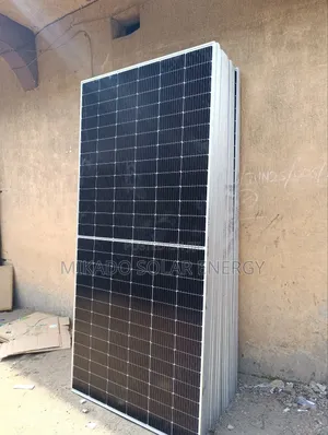 690w Bifacial Grade a Solar Panel
