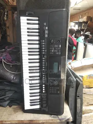 Yamaha PSR 463 Keyboard