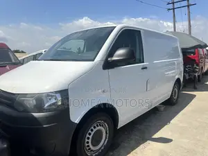 Volkswagen Transporter 2010 White