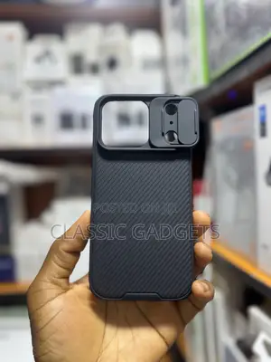 Nillkin Camshield Pro Case With Camera Protector for iPhone 17 Pro