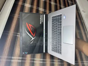 Laptop HP ZBook Studio G5 24GB Intel Core i7 SSD 1T