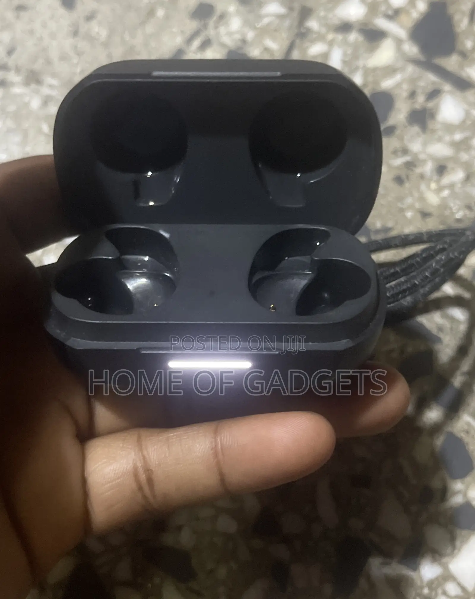 JBL RFL Flow Pro Charging Case