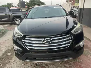 Hyundai Santa Fe SE AWD 2016 Black