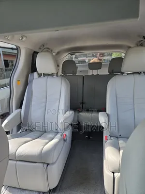 Toyota Sienna XLE 7 Passenger Mobility 2011 White