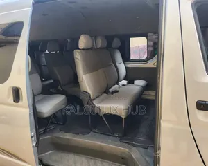 Executive Seater Hummer Bus for Rent