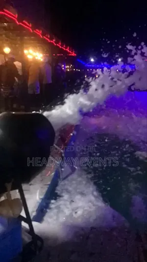 Foam Machine Swimming Pool Service for Water Gun Splash Party