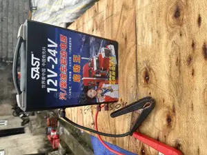 Sast Portable Battery Jumper for Trucks and Heavy Machines 12v-24v