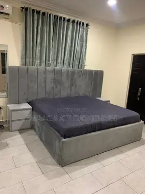 6x6 Padded Bedframe