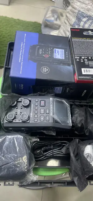 Zoom H6 Handy Recorder
