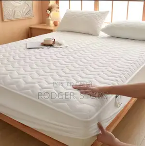 100% Waterproof Fitted Sheet Solid Color Cotton Quilted Embossed