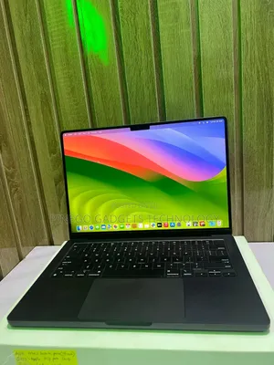 Apple MacBook Pro 2023 M3 Pro 14-Inch 18GB SSD 512GB