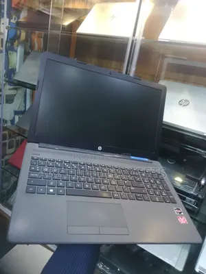 Laptop HP 255 G8 8GB AMD Ryzen 5 SSD 256GB
