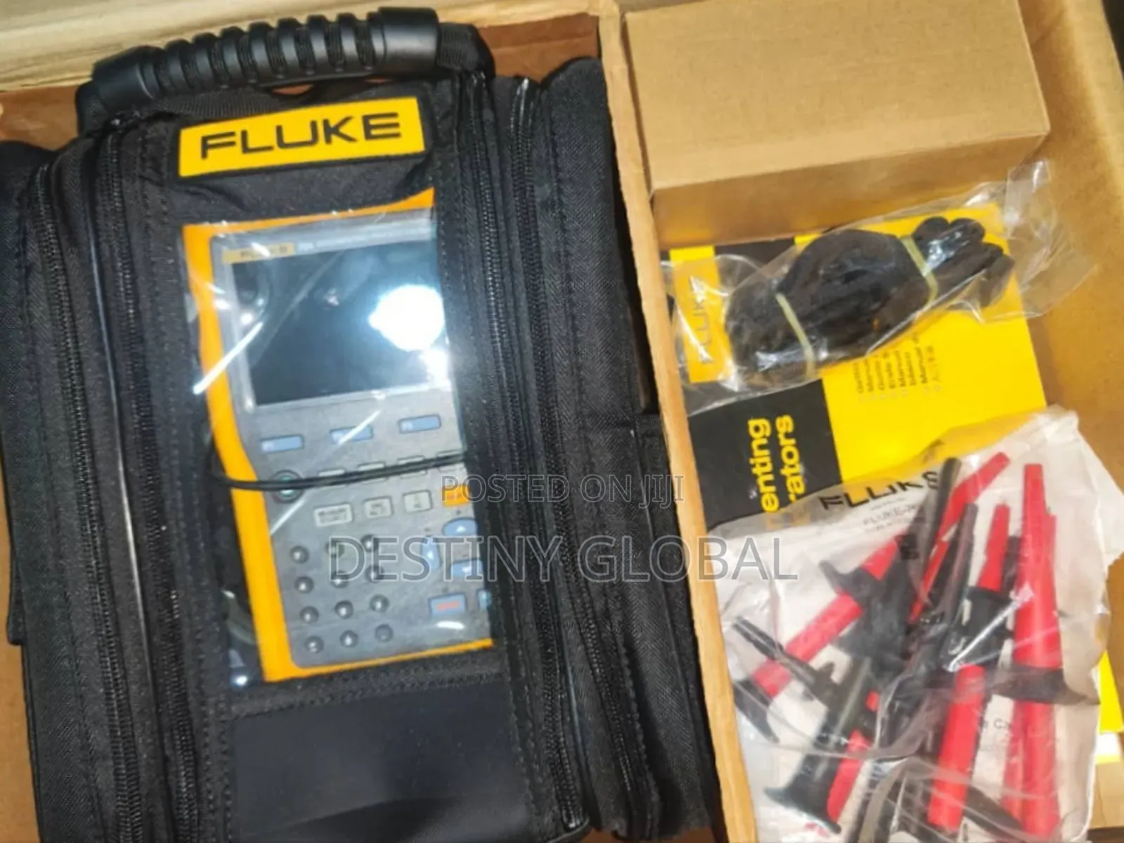 Fluke 754 Documenting Process Calibrator.