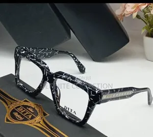 Dita Top Quality Glass