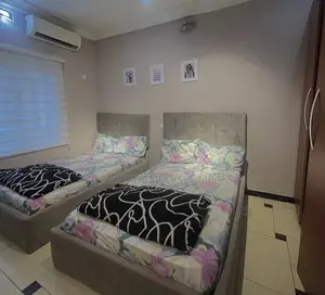 Girls Apartment/Shared Apartments in Lekki, Chevron and Ologolo