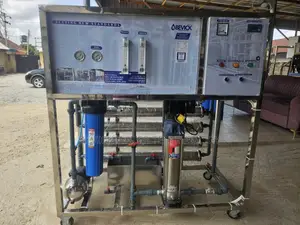 8 Membrane Reverse Osmosis (Ro) System