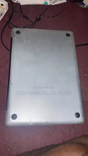 Laptop Apple MacBook Pro 8GB Intel Core I7 HDD 500GB