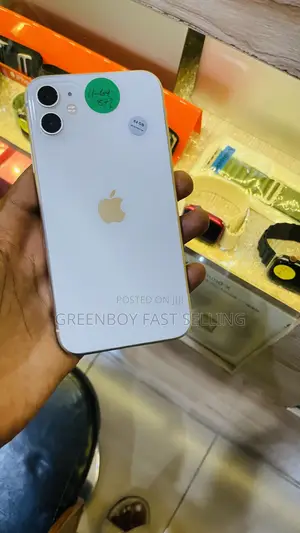 Apple iPhone 11 64 GB White