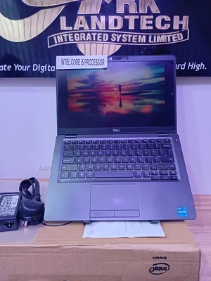 New Laptop Dell Latitude 5300 8GB Intel Core I5 SSD 256GB