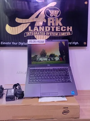 New Laptop Dell Latitude 5340 16GB Intel Core I5 SSD 256GB