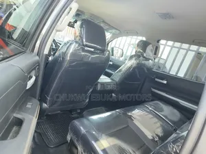 Toyota Tundra 2018 Gray
