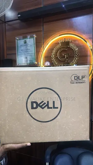 Dell 1650 Professional Projector - 4000 Lumens, Hd Projector