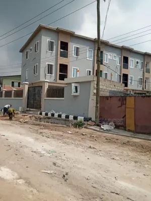 3bdrm Duplex in Surulere for sale