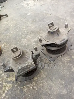Front and Back Engine Seat Honda Accord