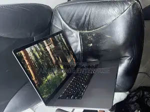 Laptop Apple MacBook Pro 2019 16GB Intel Core I7 SSD 256GB
