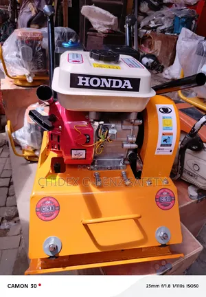C 90 Heavy Duty Plate Compactor