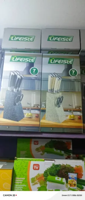 7-Piece Kitchen Knife Set by the Brand Lifeisle