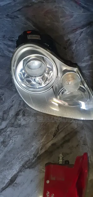 Headlights Porsche Cayenne 2005