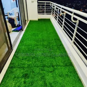 Eloquent Carpet Grass Installation