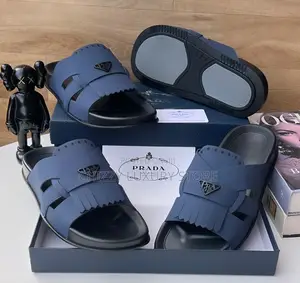 Prada Quality Luxury Men Genuine Leather Pams