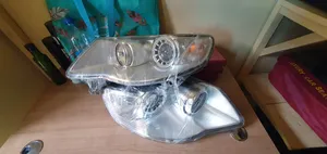 Headlights Volkswagen Touareg 2008