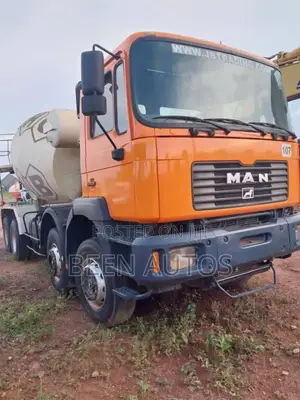12 Tyres Man Diesel Truck