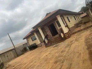 4bdrm Bungalow in Akobo for sale