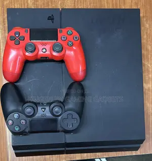 Uk Used Playstation 4 With 2 Working Perfect Pads and 10 Games Inside